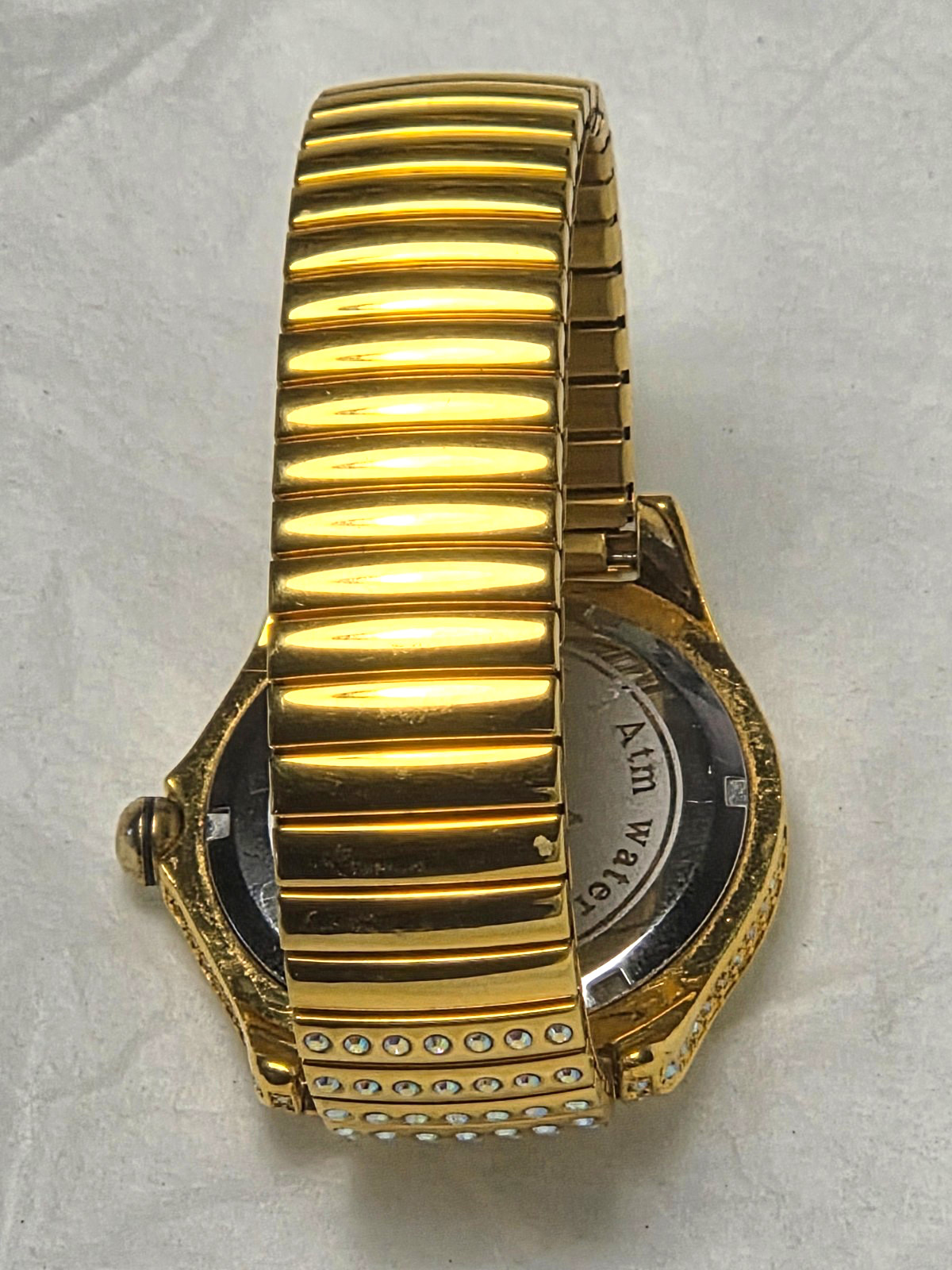 Vintage Kirks Folly Dreamtime Women’s Wristwatch Gold Tone Stretch Band KF584