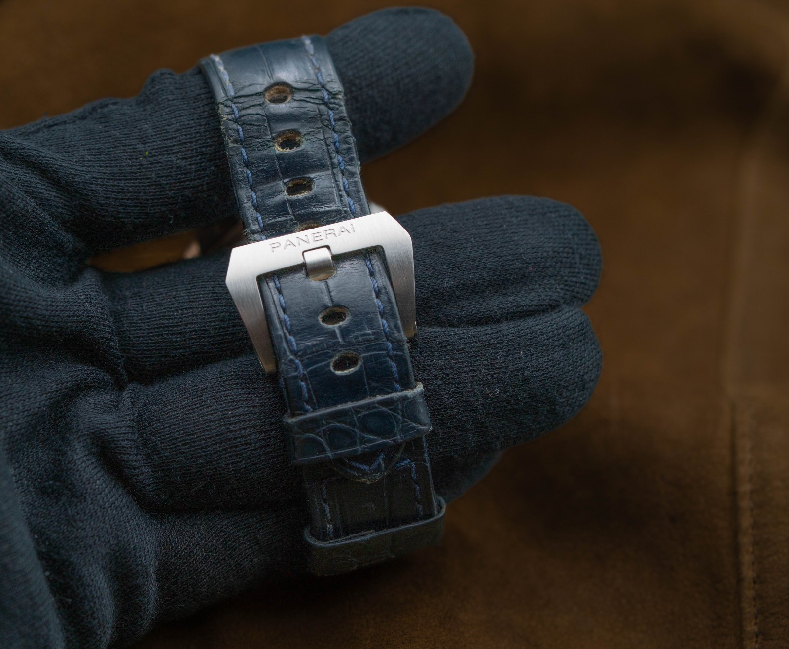 Luminor Quaranta Pam01370 Blue Sunray Dial Steel Alligator Strap Mint Full Set