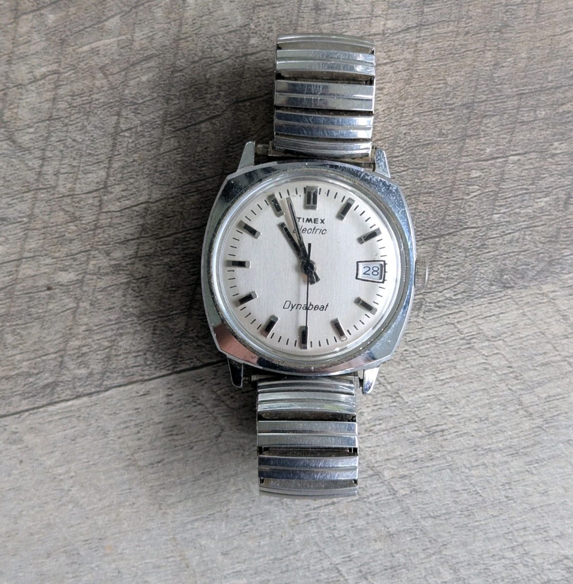 Vintage 1970s Timex Dynabest Electric Mens Watch Date (Works) New Battery