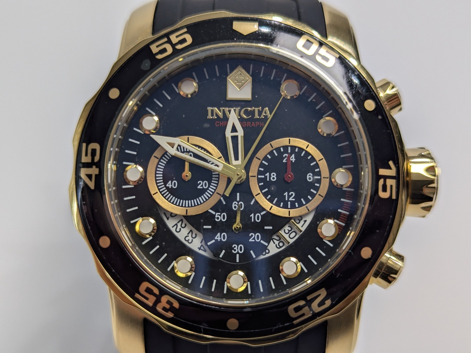 Invicta 6981 Pro Diver Scuba Chronograph Mens Watch Black Gold Polyurethane New!