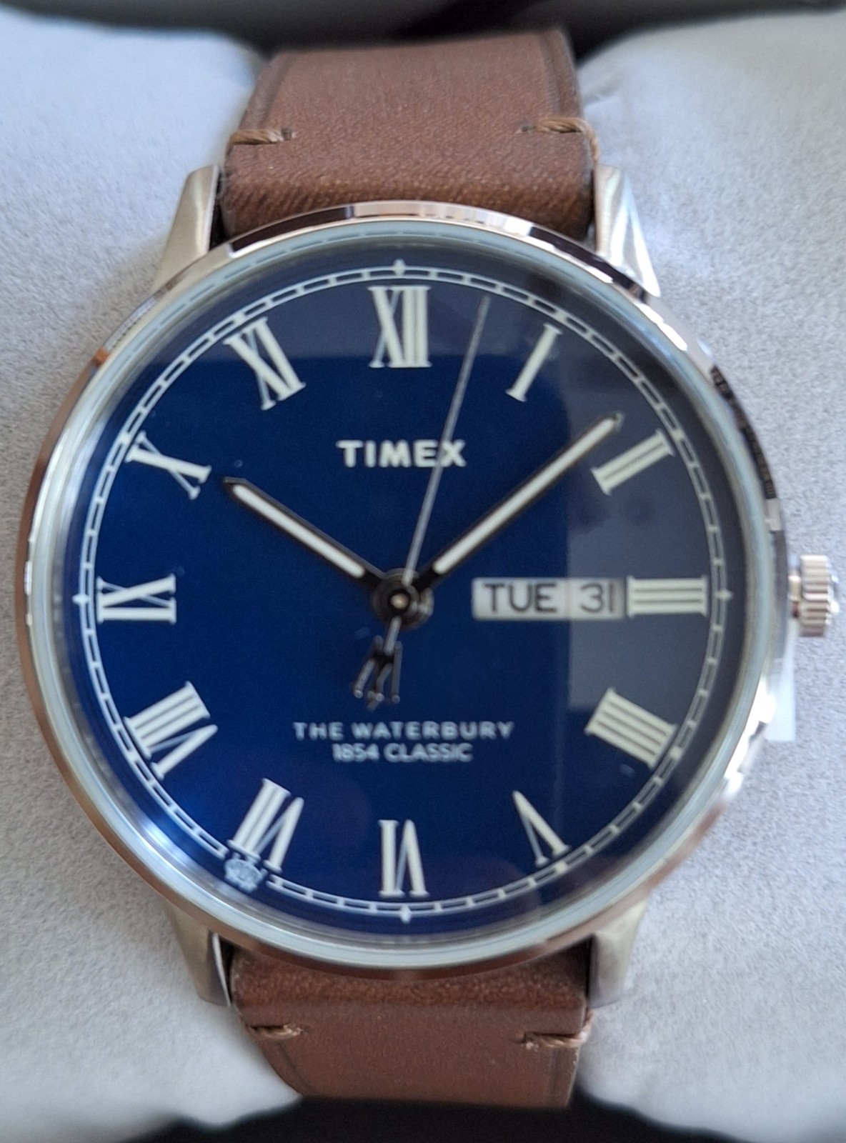 Timex Men’s Waterbury Watch All Stainless Steel, Dome Mineral, Lume and Indiglo!