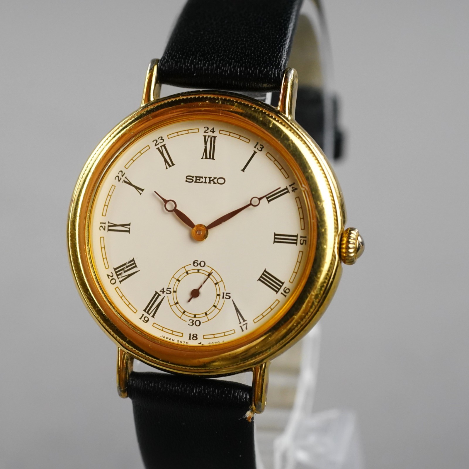 SEIKO 1985 Vintage 2G28-606A Women’s Watch Gold 33mm New Battery New LeatherBand
