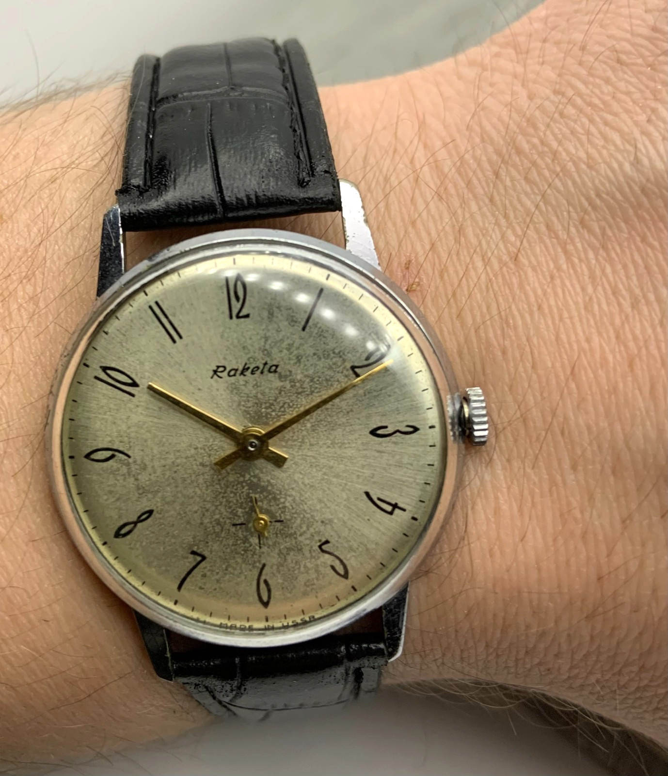Vintage Soviet Classic Watch RAKETA USSR 60s Mechanical Serviced Wristwatch CCCP