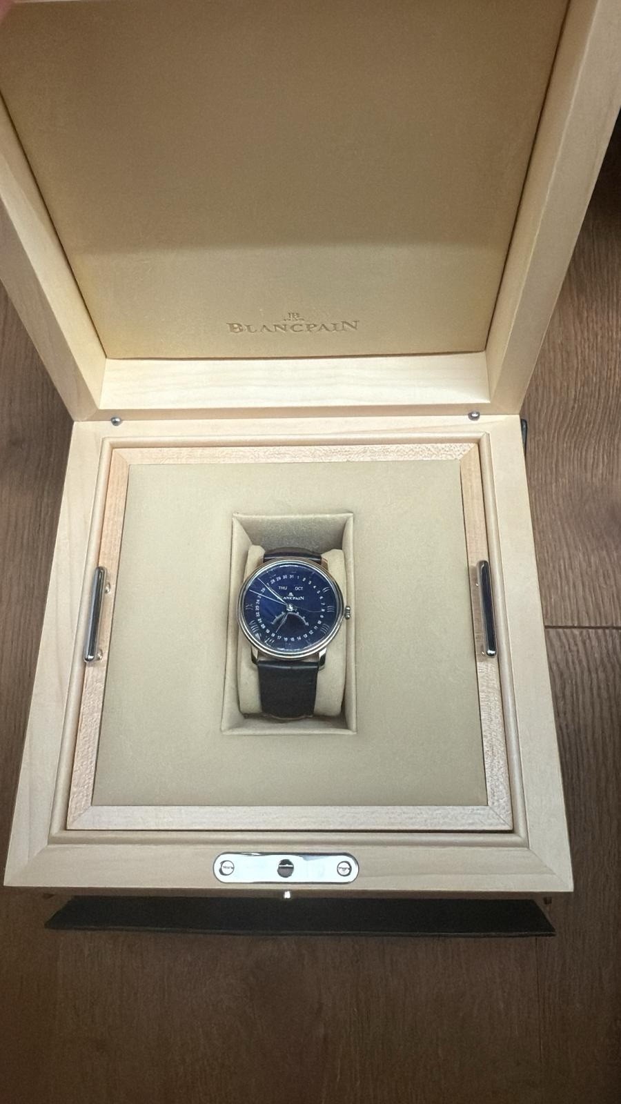 Blancpain Villeret Ultraplate White Gold Automatic Blue Dial Alligator Watch