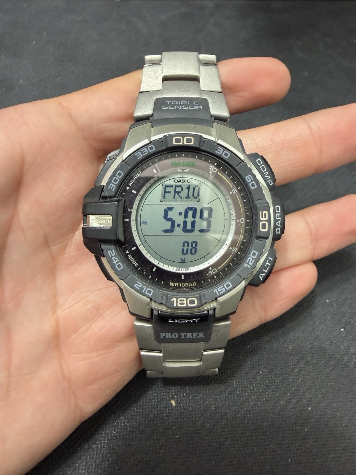 NWT $270 Casio Pro Trek PRG270D-7 Triple Sensor Steel Compass Box Papers