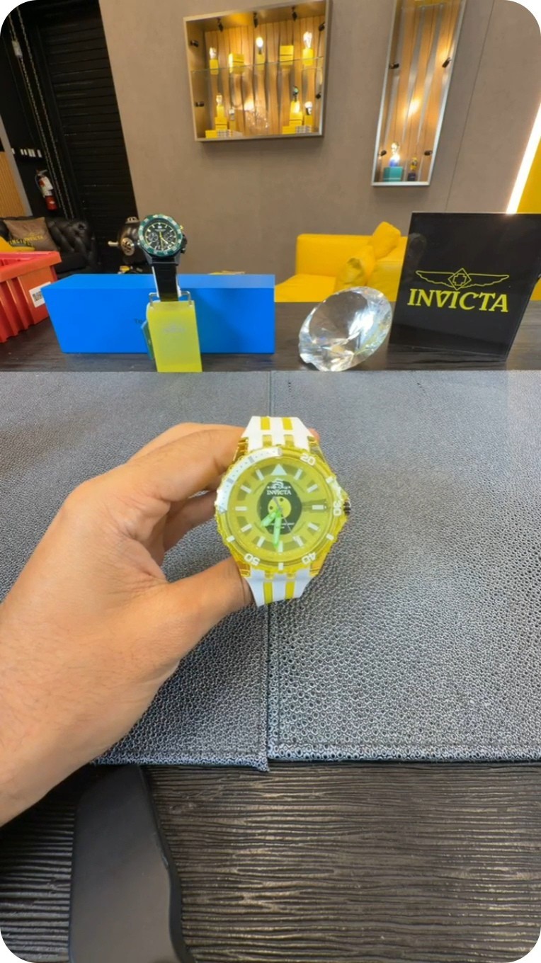 Invicta Subaqua Men’s Watch – 44mm, Green & White with Rotating Bezel NEW