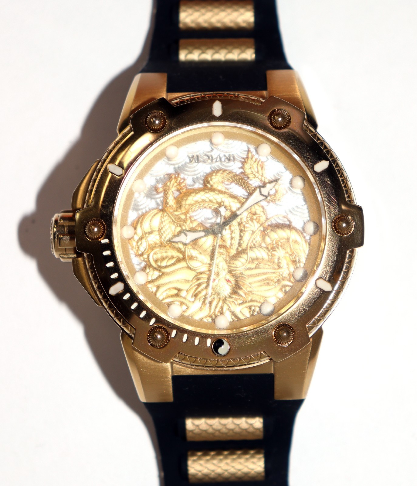 Invicta Speedway 25777 Golden Dragon Automatic Chronograph Mens Wrist Watch
