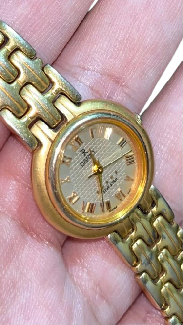 Vintage Darky Five Star Swiss Made Women’s Gold Plated Bracelet Watch 1990s 753.