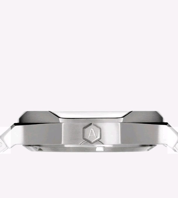 AURA Automatic 1023: Steel Watch 40mm. Seiko NH35A Self-winding w/ Date