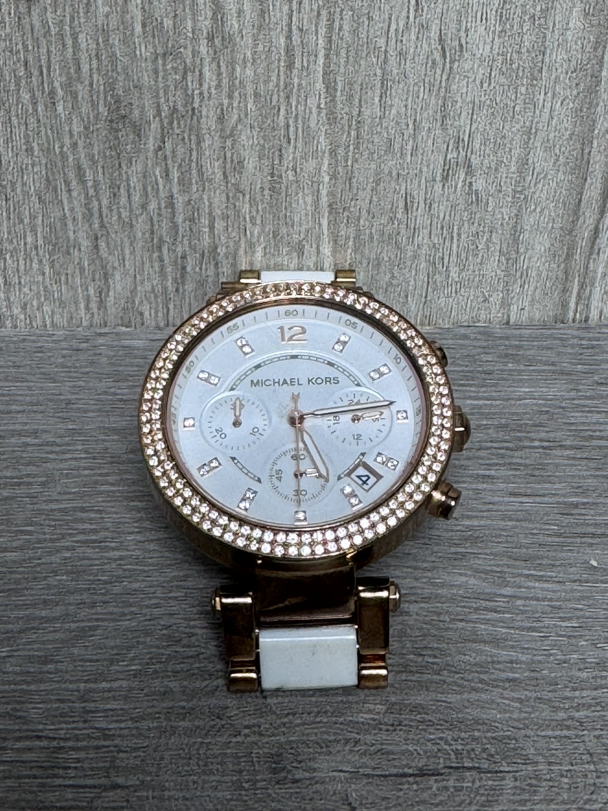 Michael Kors MK-5774 Rose Gold White Chronograph Crystal Bezel Broken Band