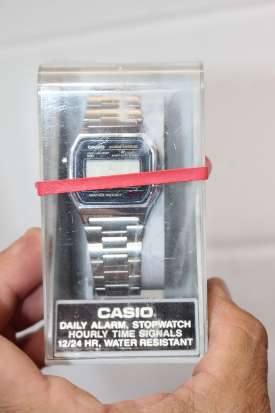 Vintage? Casio Classic A158WA-1 Wrist Watch Metal Oyster Band, Near mint!