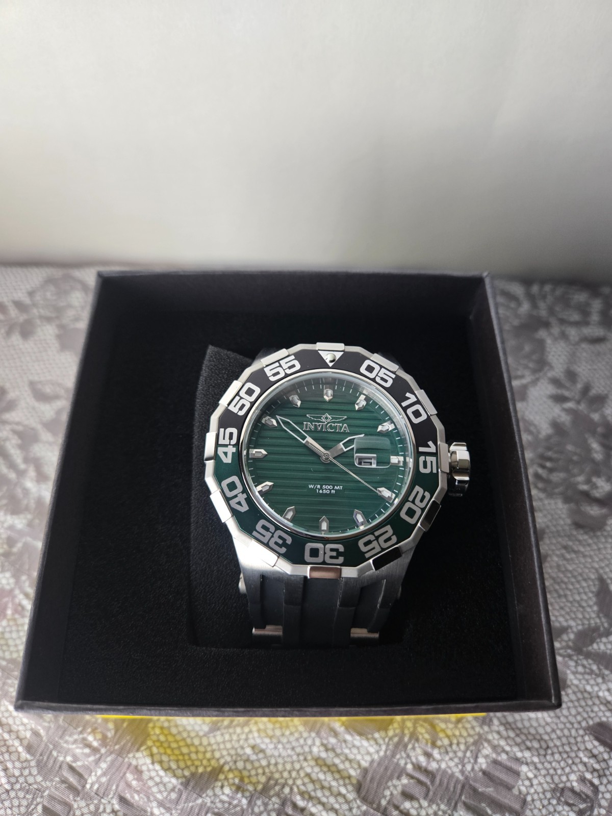 Invicta 26970 Pro Men’s Watch – Silver