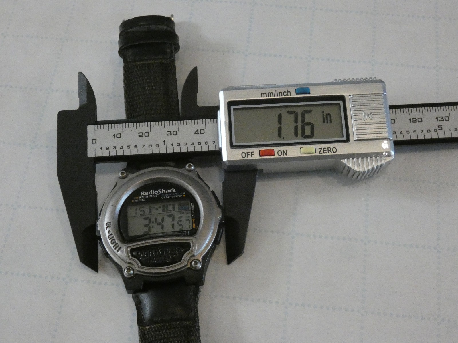 Radioshack vibration watch 63-5101 black leather and nylon band