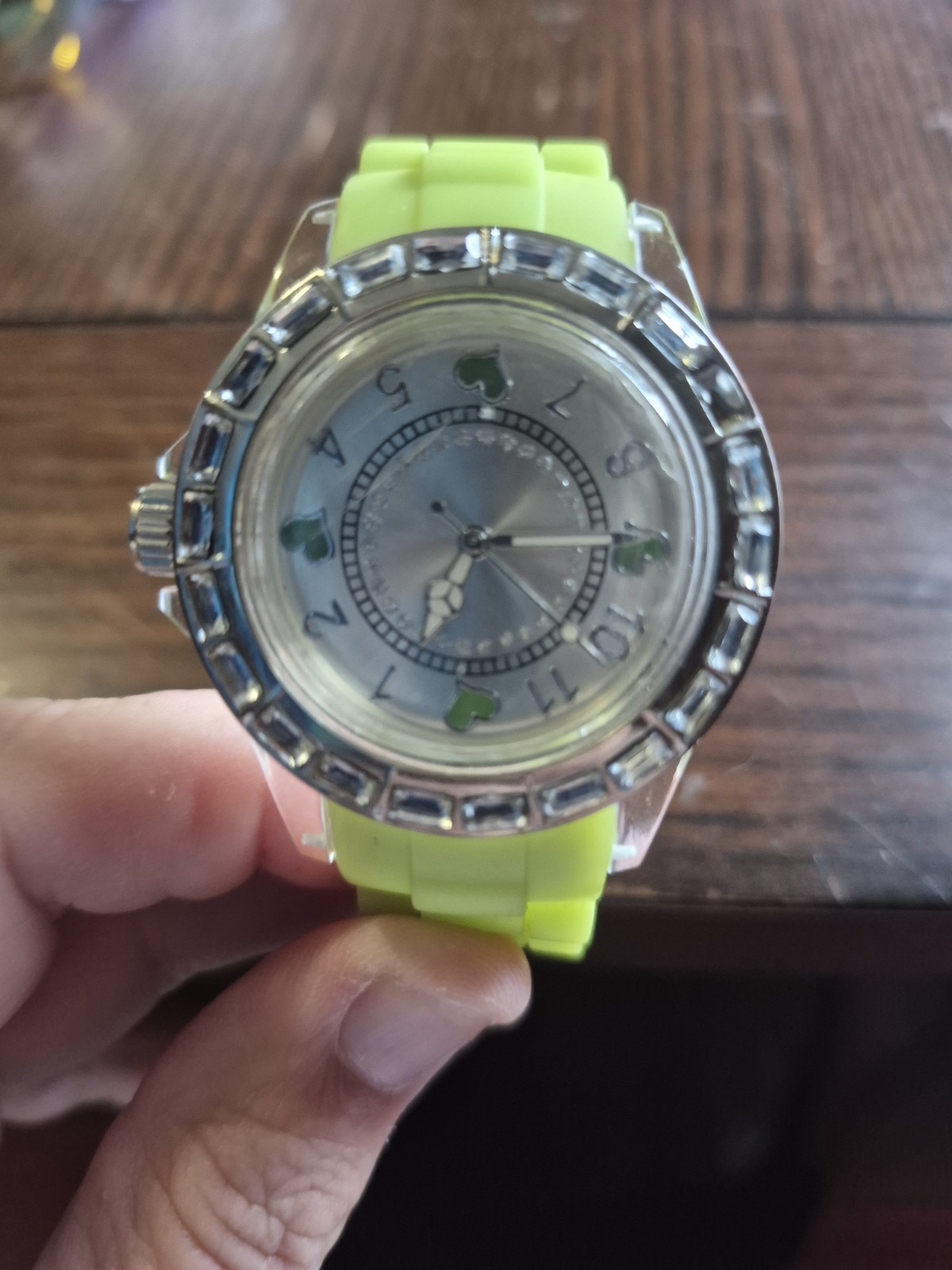 Women’s Analog Wristwatch Green Silicone Strap Silver Round Gem-Set Bezel