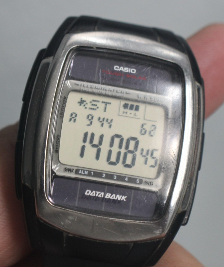 Vintage CASIO Data Bank Quartz Digital Men’s Watch 2568 DB-E30