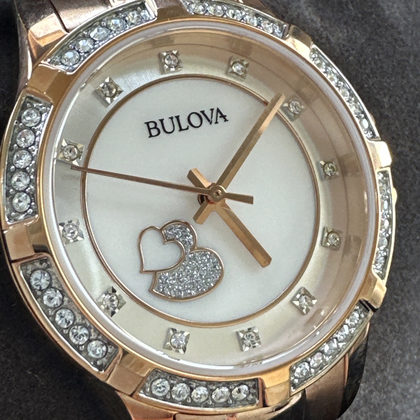 BULOVA WOMENS $425 ROSE GOLD MOP DIAL CRYSTAL ACCENT HEARTS 30MM WATCH 98L303