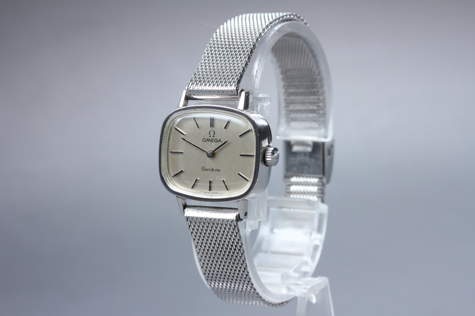 Vintage 1970s OMEGA Geneve Cal.625 Silver Dial 24mm Manual Women’s Watch JAPAN