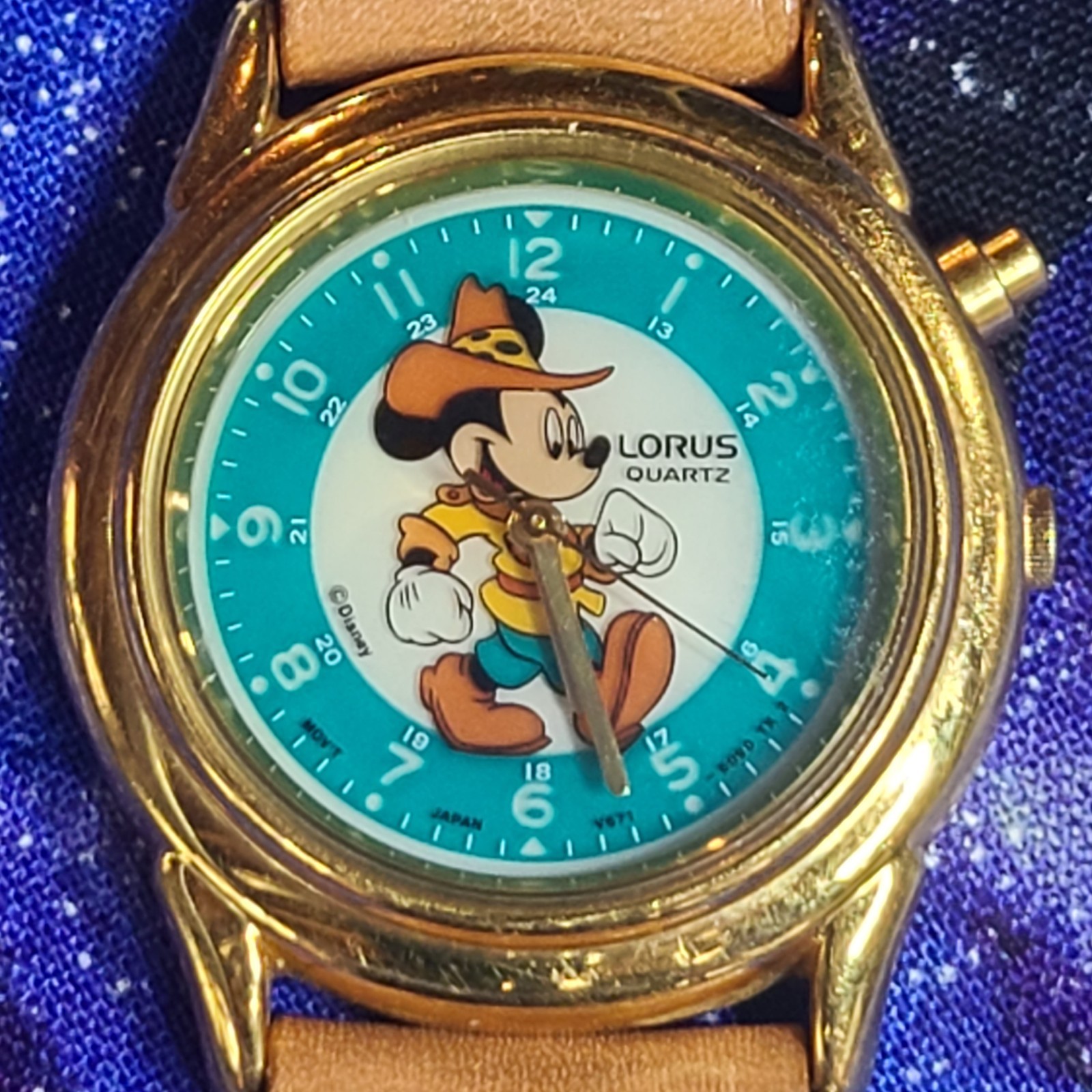 Disney Lorus Mickey Explorer Backlight Watch Luminous Ready To Wear | See Video