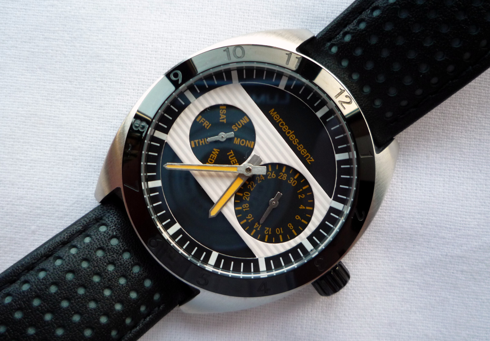 Mercedes Benz Classic Race Business Sport Car Accessory Retro Rally Racing Watch