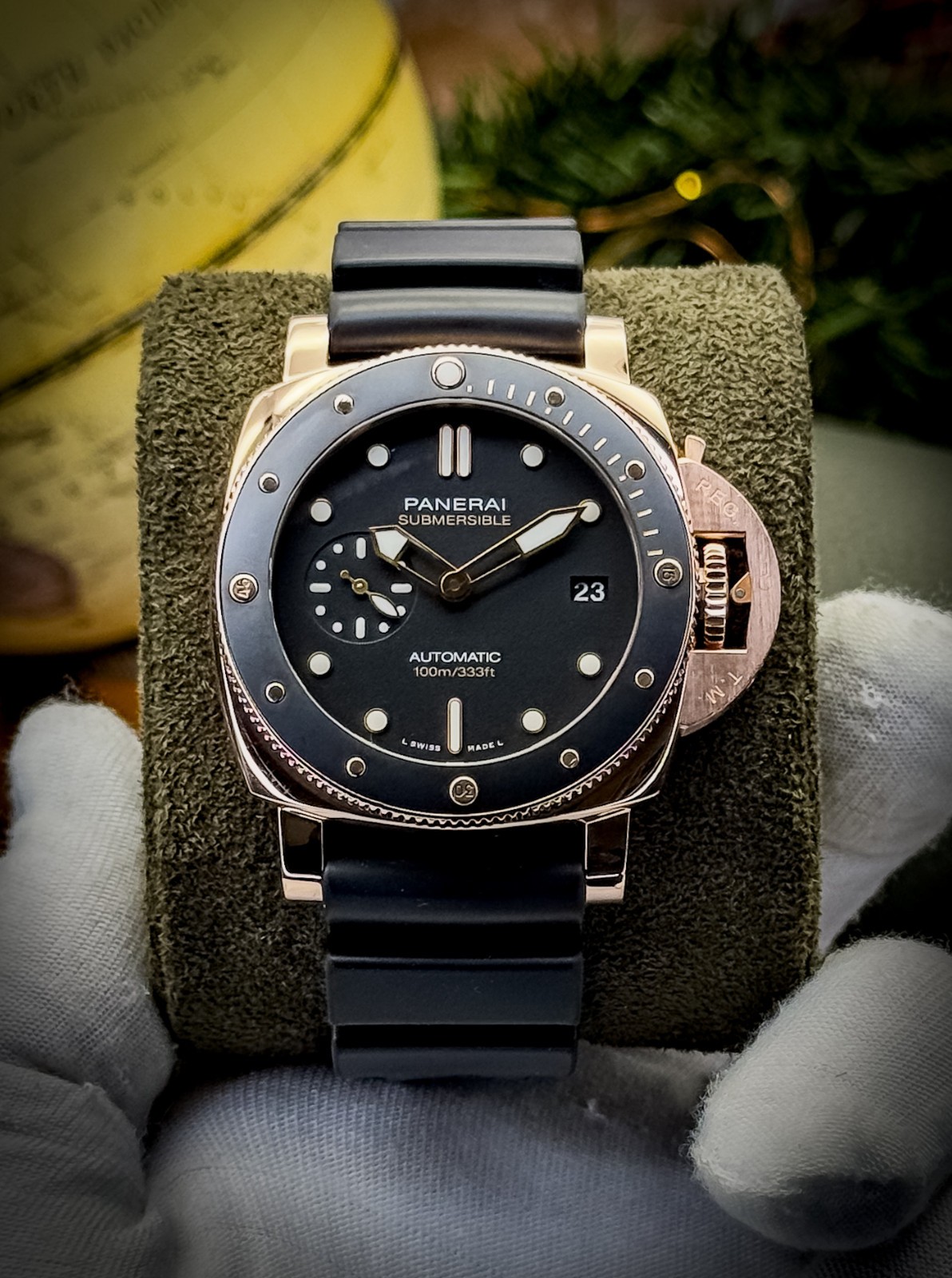 Panerai Submersible Rose Gold Goldtech 42mm – PAM00974 – B&P – MSRP $31,900