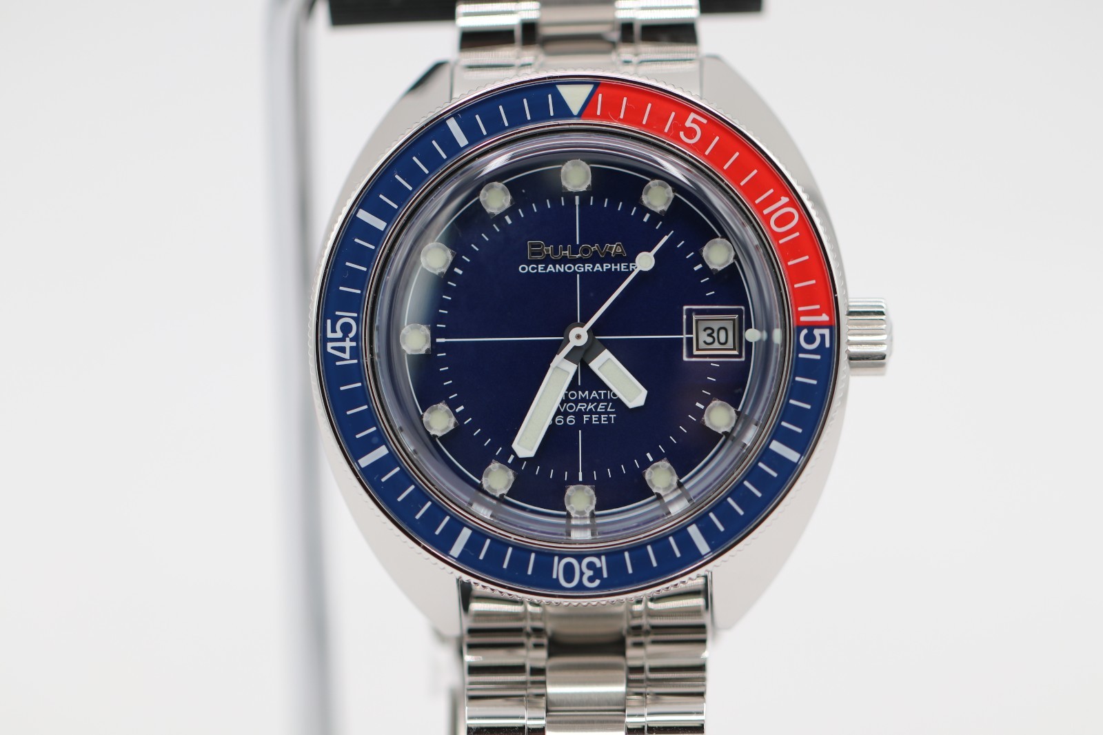 Bulova – Oceanographer, Blue Dial Stainless Men’s Automatic Watch 96B477