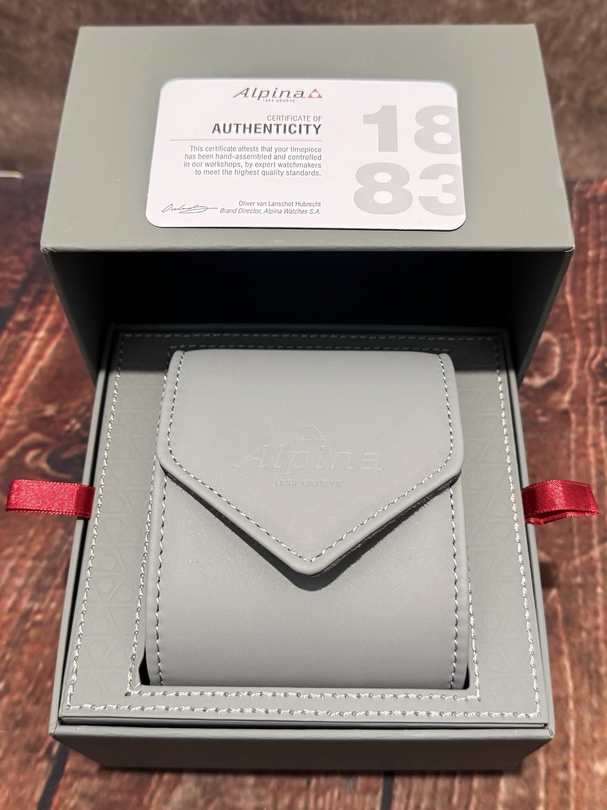 Alpina Startimer Pilot 41mm Automatic AL-525NW4S26 – New w/ Box & Papers