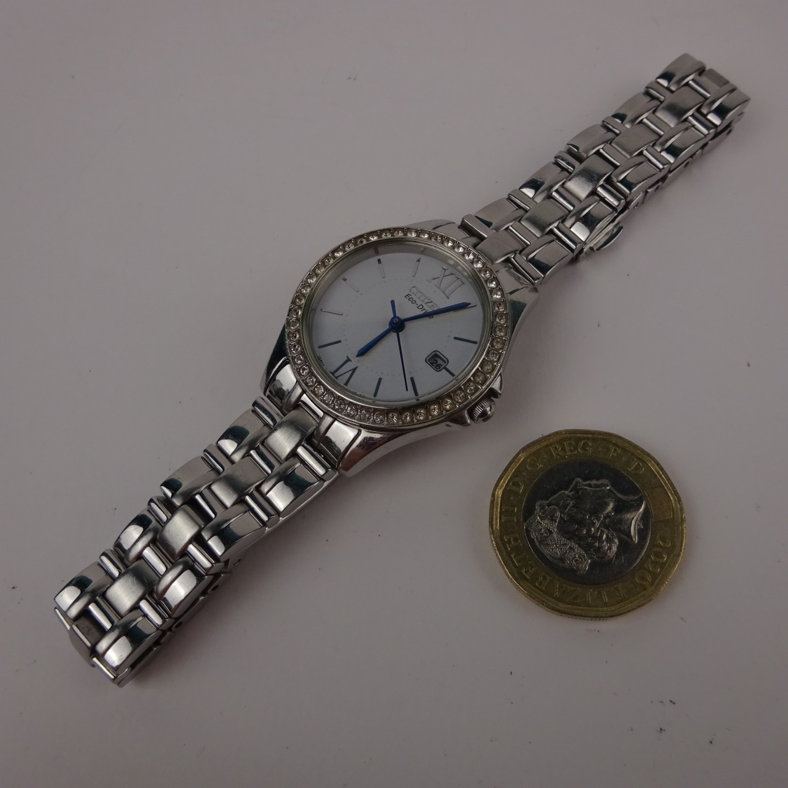 Citizen Eco Drive s076544 Watch Stainless Steel Gem Set Bezel Woman’s Date