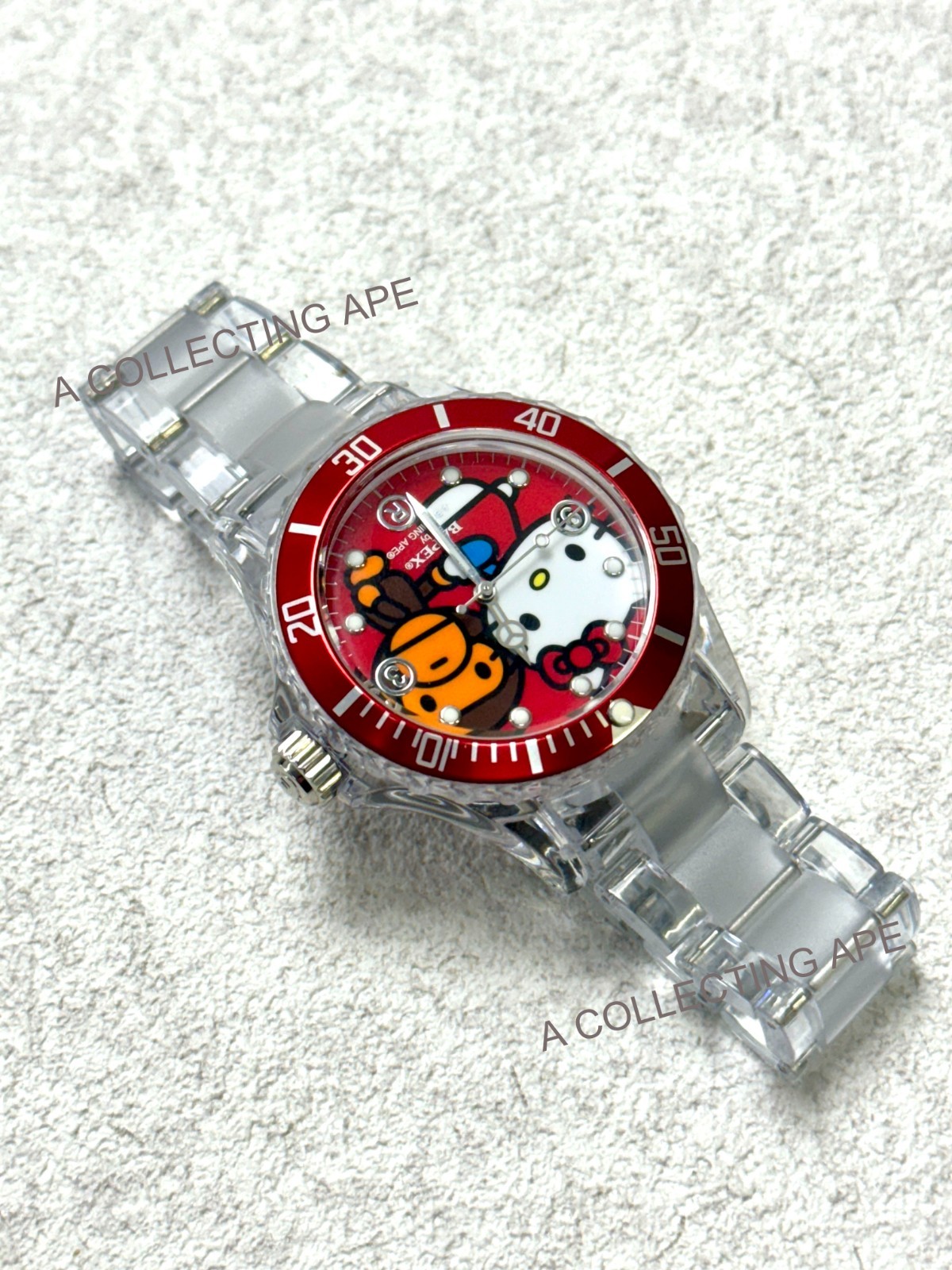 A BATHING APE BAPE x Hello Kitty Baby Milo BAPEX Watch Red Rare Collab Sanrio DS