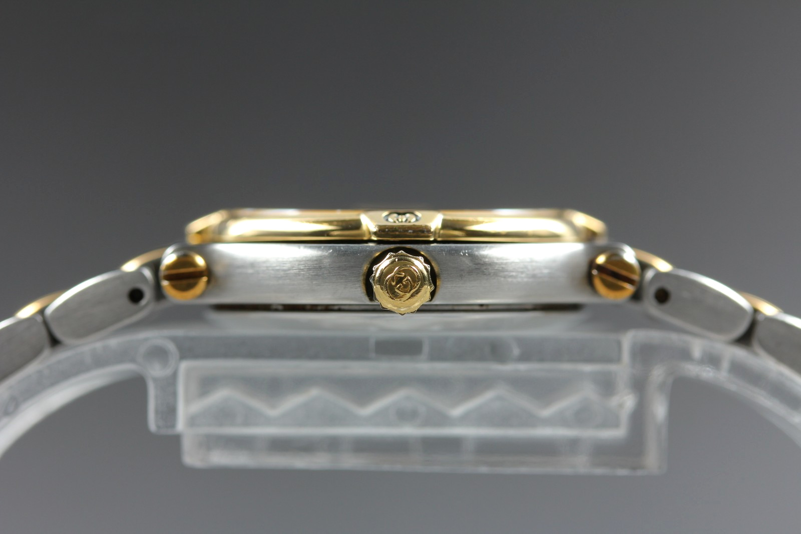 [N MINT] Vintage Gucci 9000L 25mm Gold Dial Date Quartz Women’s Watch From JAPAN