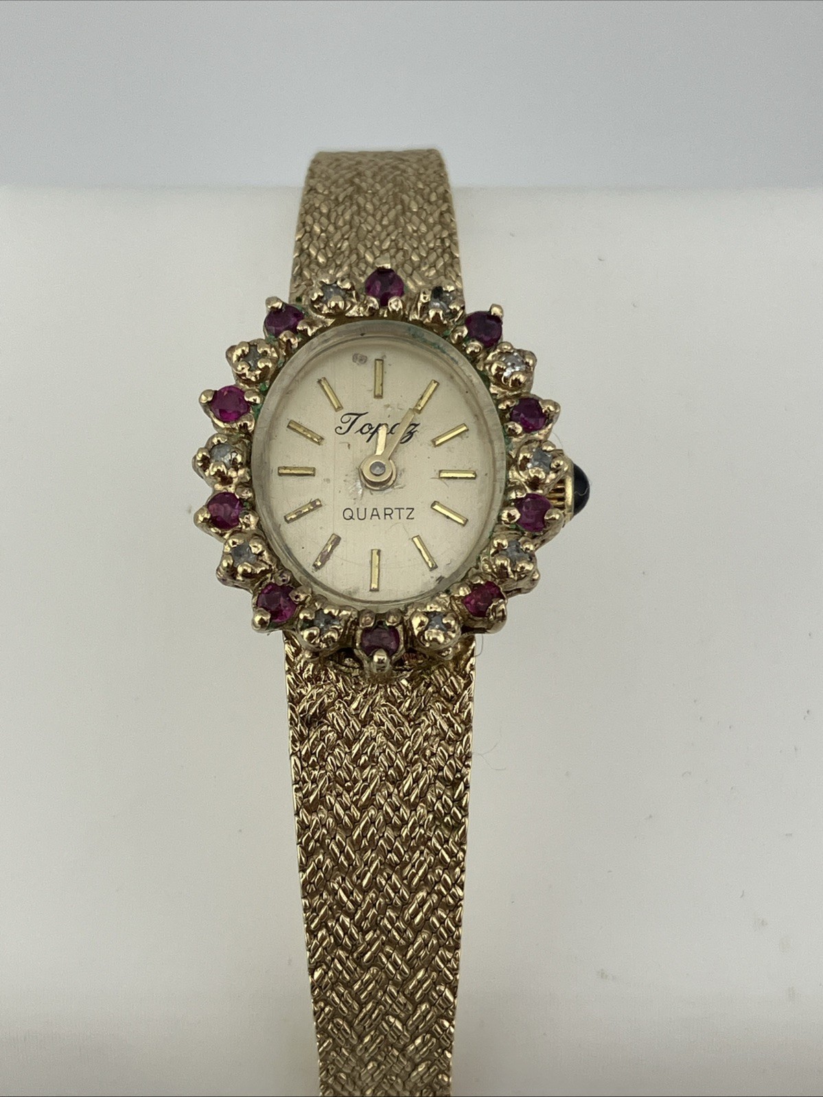 Vtg Topaz Ladies 18mm Watch Gold Tone Diamond & Red Ruby Bezel Adjutable – RUNS