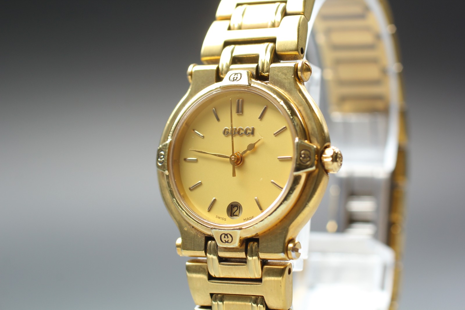 [Near MINT] GUCCI 9200L 25mm Gold Dial Quartz Women’s Watch From JAPAN