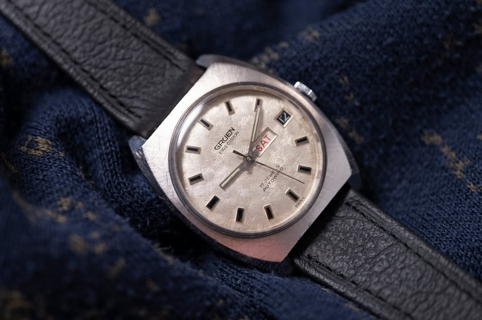 Gruen Precision – Day-Date – Pearl Snow Textured Dial – Cushion Case – 1960s