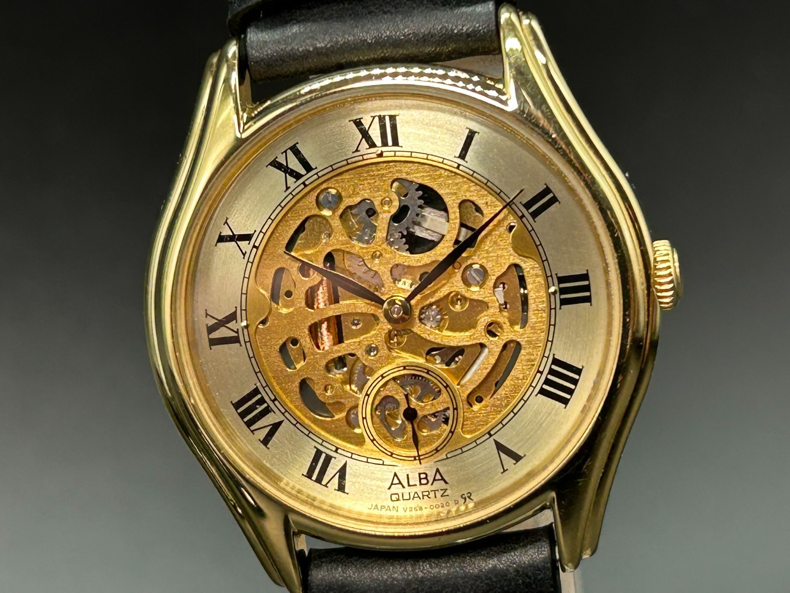 Very Rare ! SEIKO ALBA V258-0020 Small Second Gold Skeleton Roman QZ Watch JAPAN