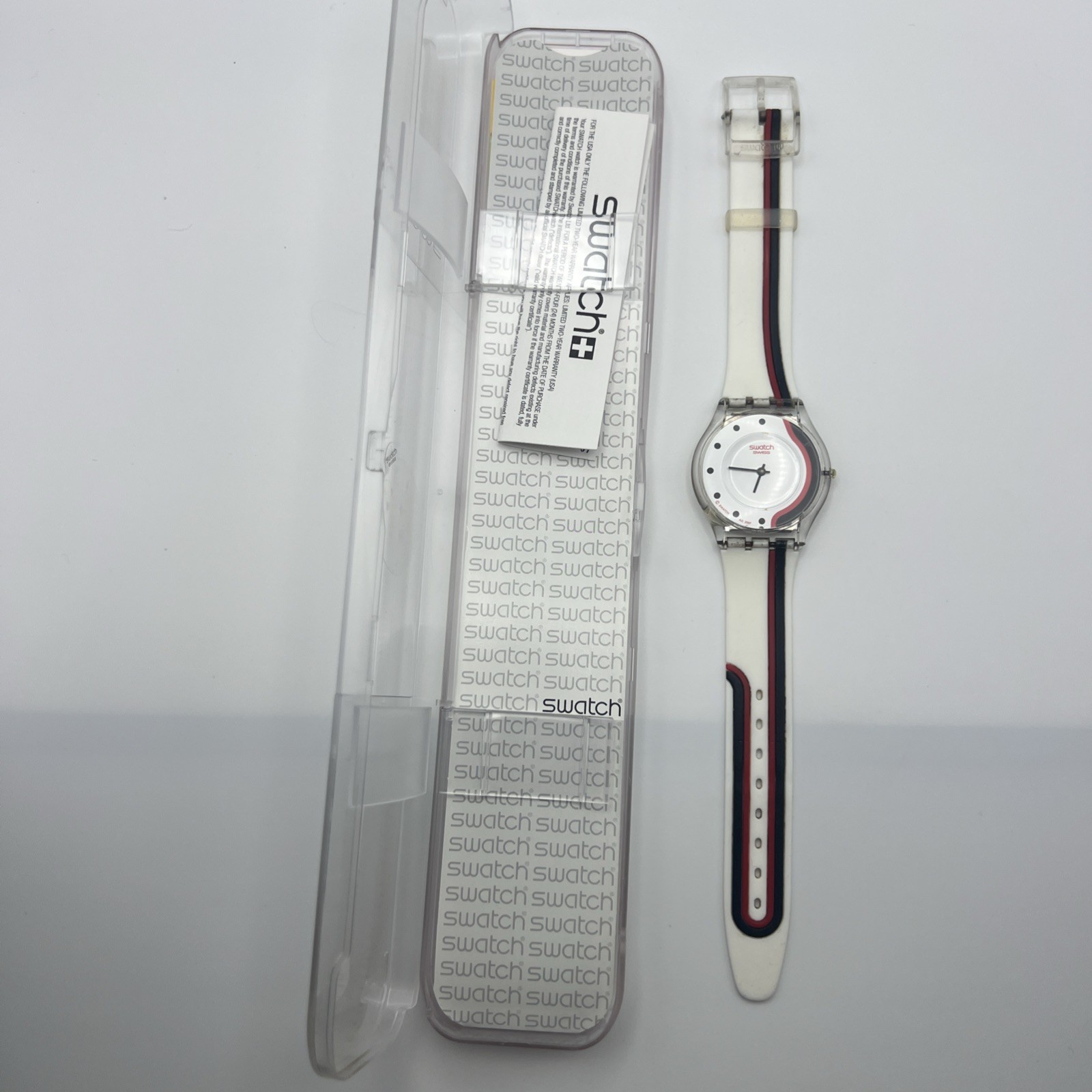 Swatch Skin SENSUAL STREET Ultra Thin White 34mm Watch SFK307 2007 Case