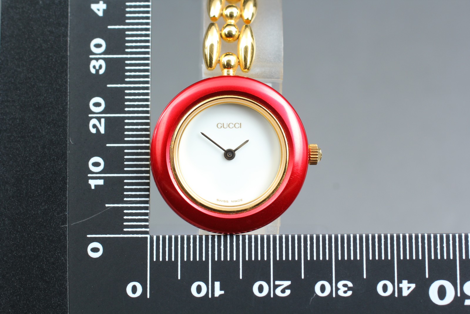 [Near MINT] Gucci 11/12.2 Change Bezel Gold Red Bezel Quartz Women’s Watch