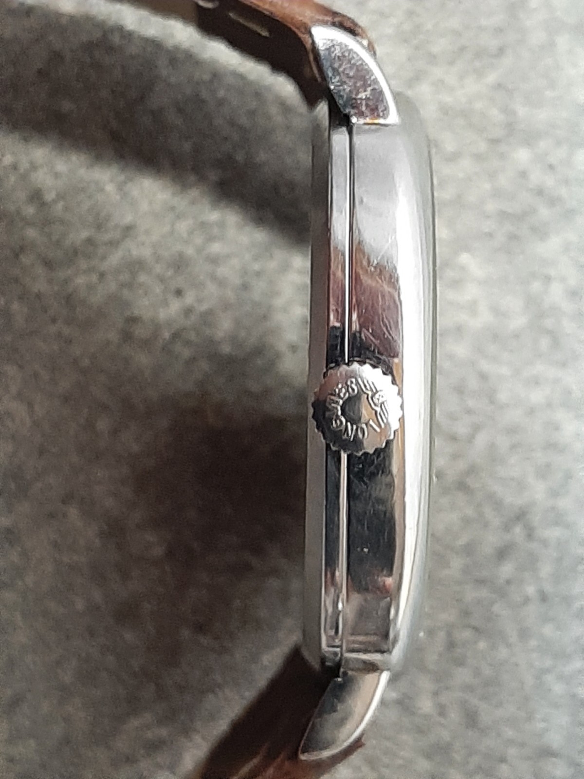 LE GRAND CLASSIQUE DE LONGINES. EXTRA-FLAT MANUAL Cal. 847.4 70s