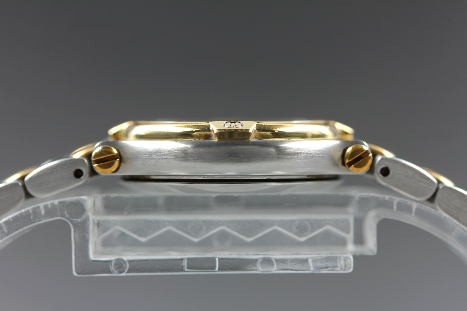 [N MINT] Vintage Gucci 9000L 25mm Gold Dial Date Quartz Women’s Watch From JAPAN