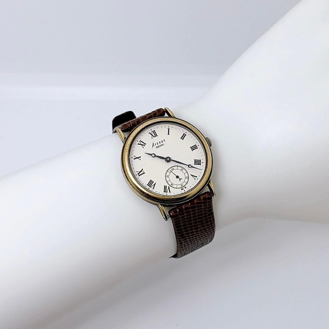 Seiko 2K23-6040 Avenue Small Second Quartz Wrist 15.5-19.5cm Watch