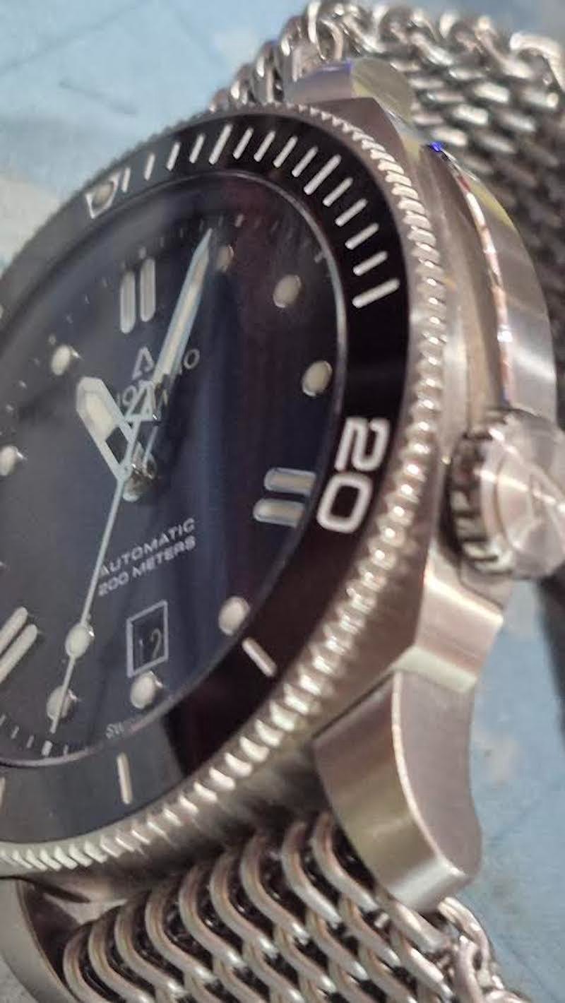Anomino Nautilo rare 46mm