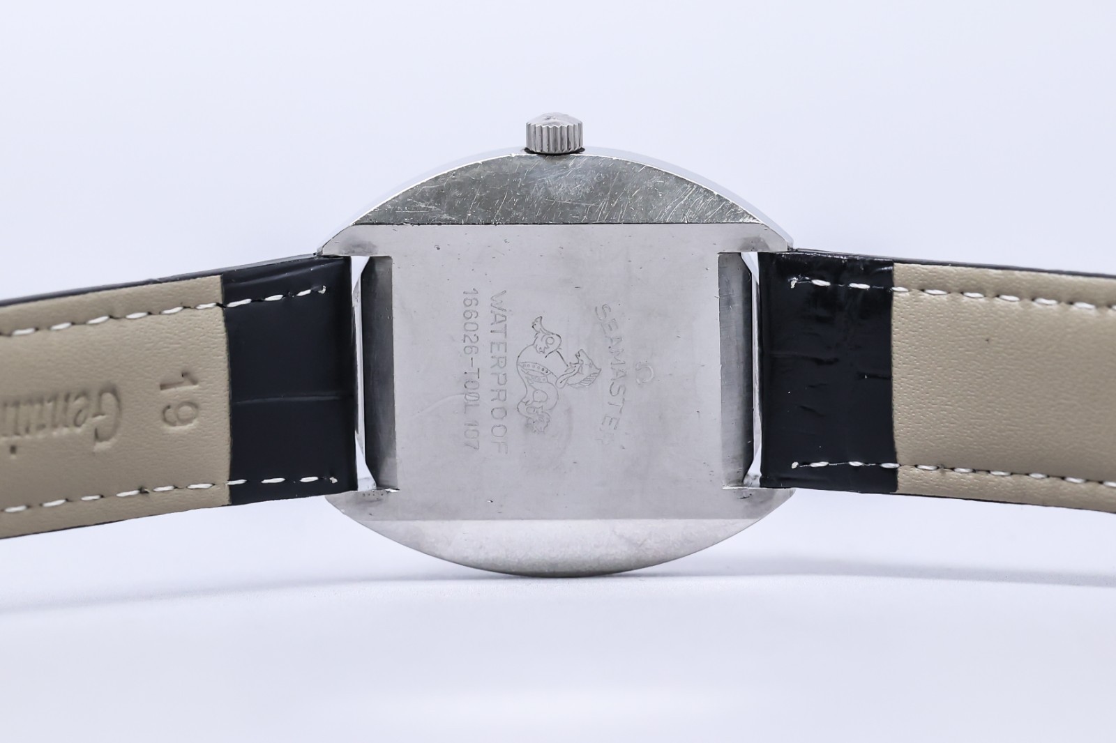 *NEAR MINT* Vintage OMEGA Seamaster COSMIC TOOL.107 Automatic Crossline 35mm Men