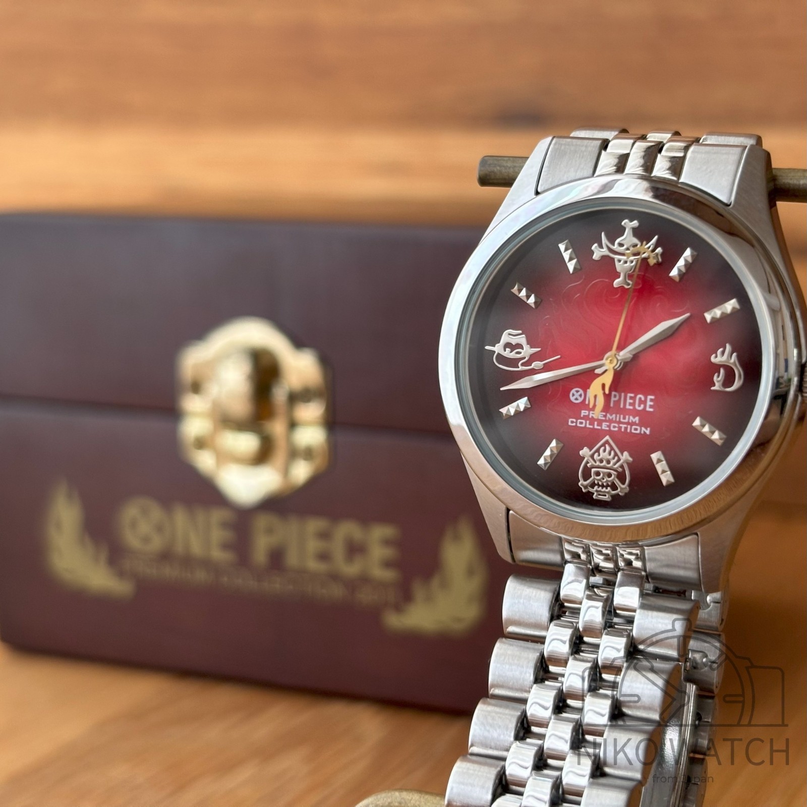 ONE PIECE Ace Fire Official Memorial Watch Red Limited Made in Japan [Very Good]