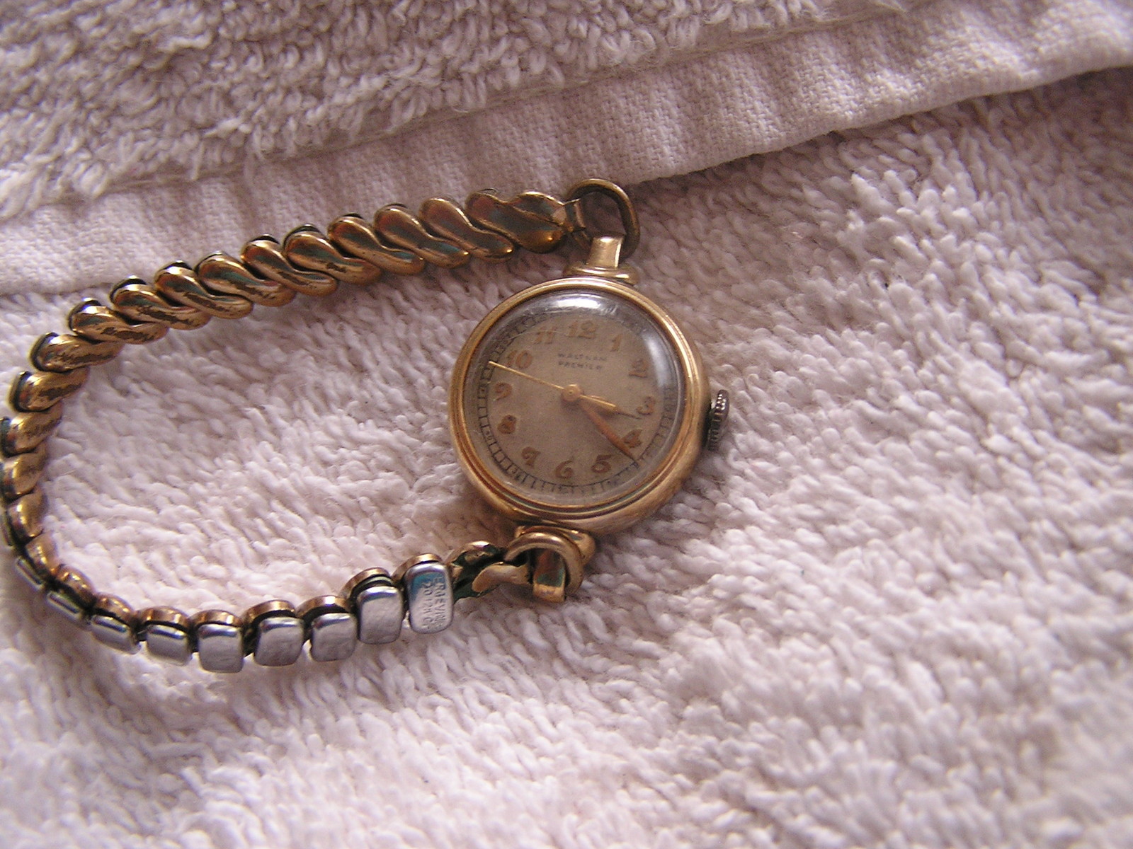 Vintage Waltham Premier Ladies Women’s Watch Original Box 18 Jewels