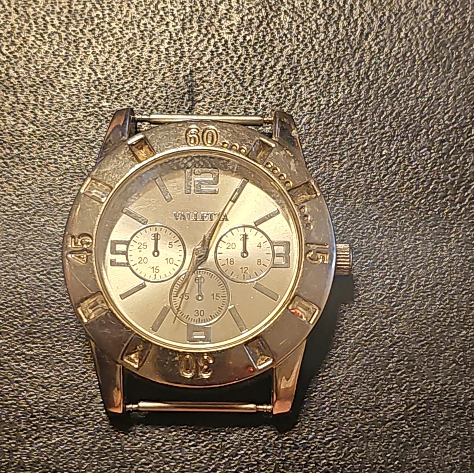 VINTAGE VALLETTA MEN’S CHRONOGRAPH WATCH 33.7mm 18.3mm LUG RUNS (PA)