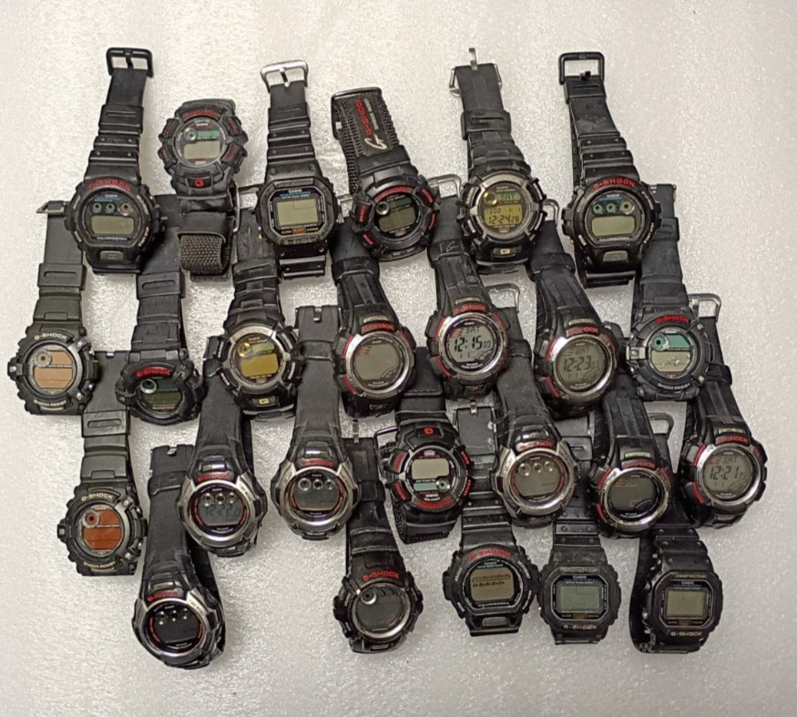 Mixed lot of 25 Casio G- Shock Watches Defective Non-Working for Watch parts