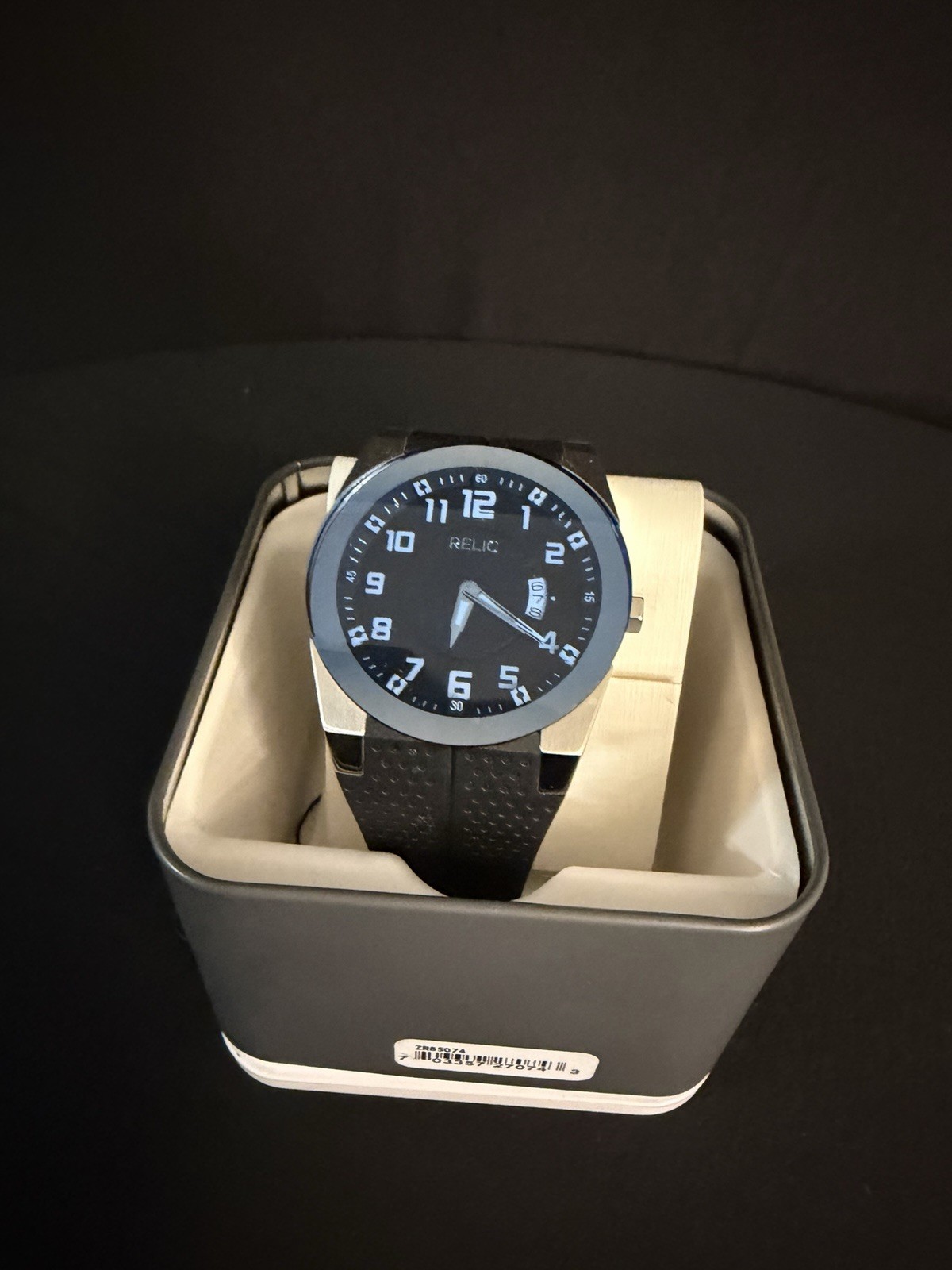 Relic Men’s Quartz Watch 43mm Black Dial Arabic Numerals Date Rubber Band