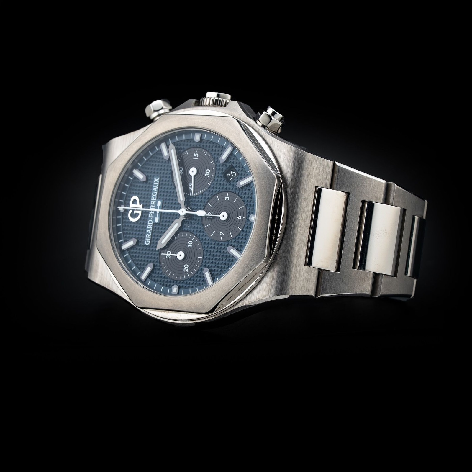 Girard Perregaux Laureato Chronograph Aiiro 81020-21-3311-1GM 42mm Titanium Ltd