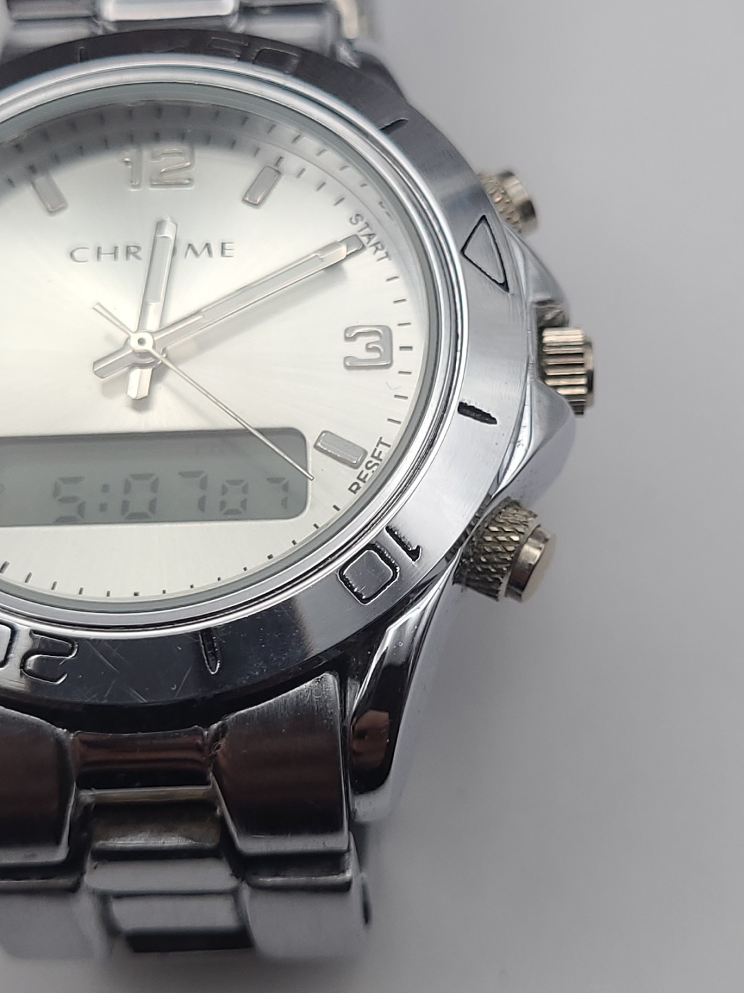 AZZARO CHROME Silver Dial Men’s Watch Silver Tone Stainless Steel Working