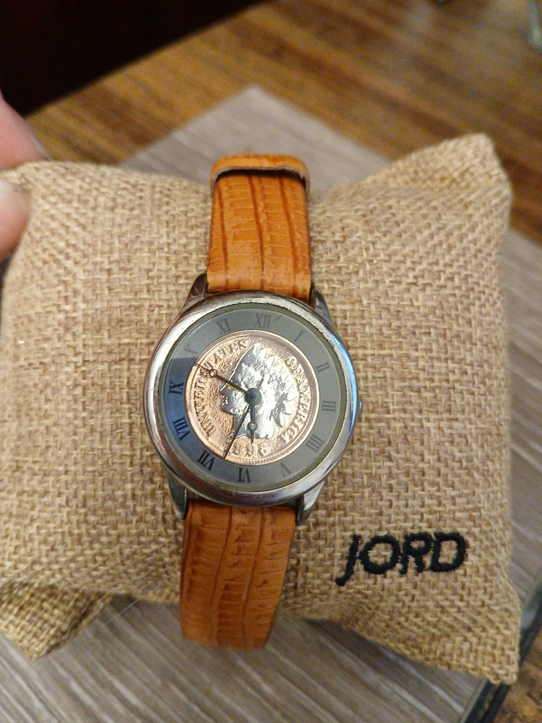 August Steiner Genuine U.S. Coin Quartz Analog Women’s Watch New Battery Leather