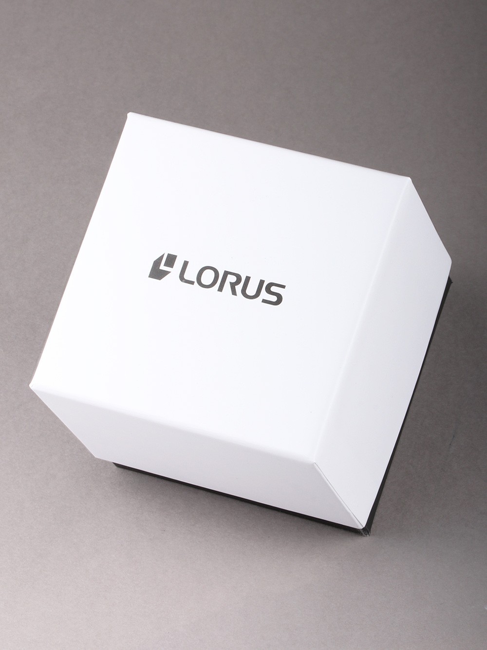 Lorus RH978PX9 Sport men’s watch 39mm 10ATM