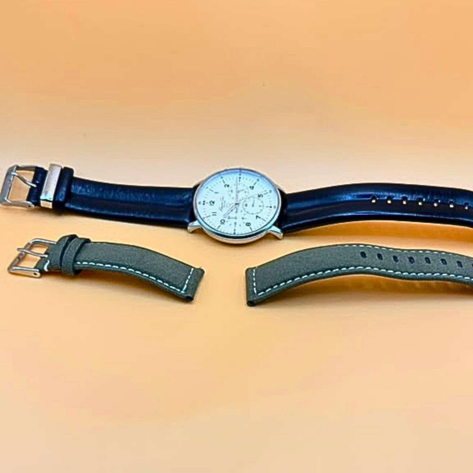 Kenneth Cole New York Men’s Chronograph Watch White Dial – Free Suede Strap